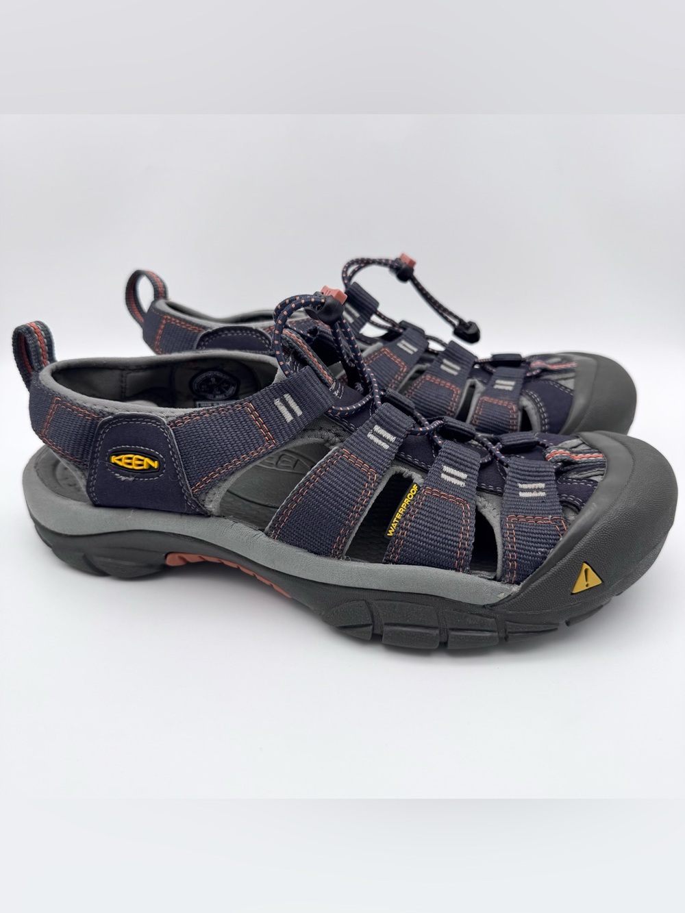 KEEN Newport H2 India Ink Rust Waterproof Hiking Sandals Men's Size 9